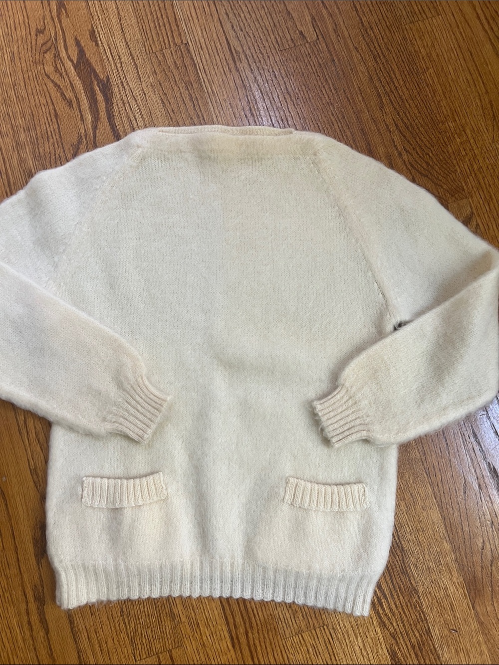 Vintage 1950’s Light Cream Knit Pocket Cardigan Sweater